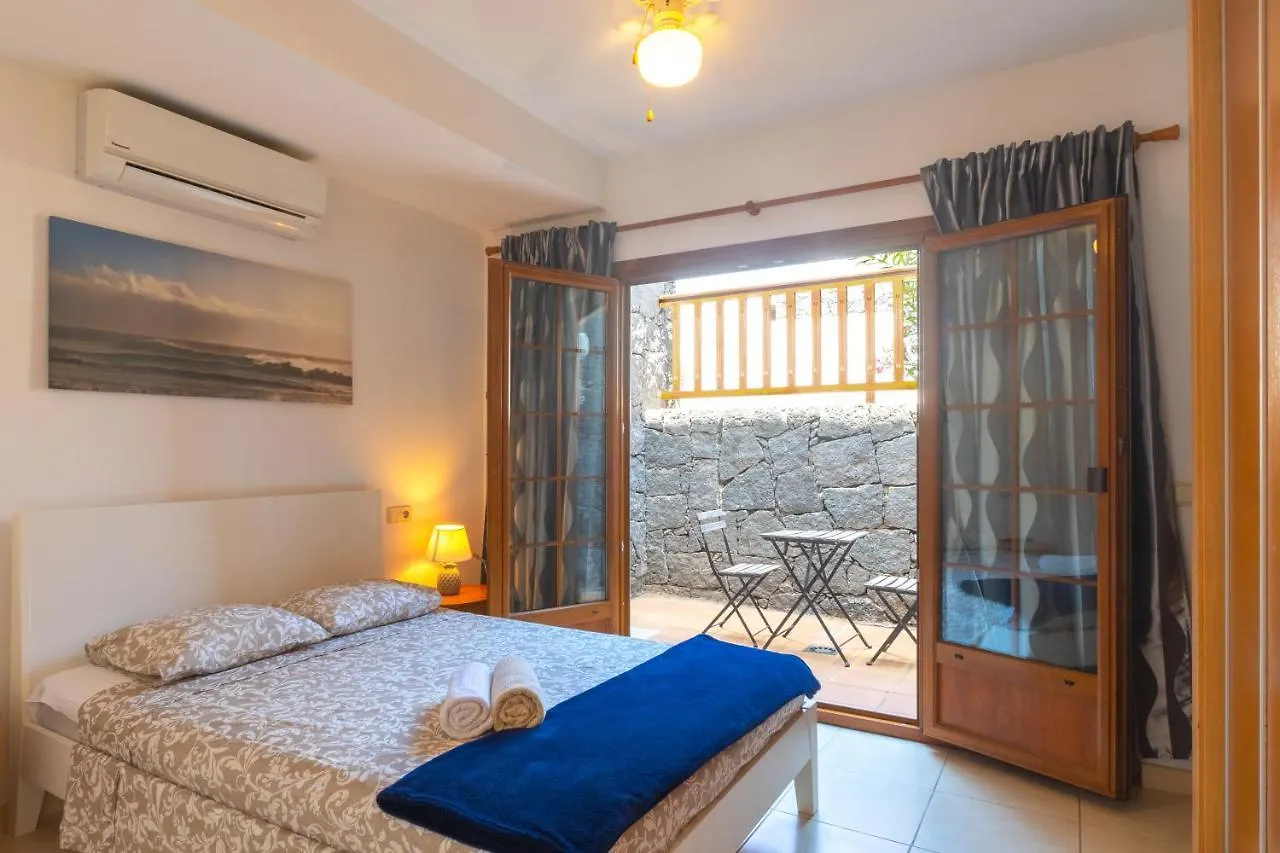 Casa Laura Vista Lobos - Spacious Villa With Heatable Pool And Sea Views Playa Blanca  0*, Playa Blanca (Lanzarote)