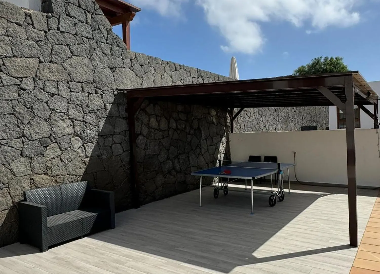 Casa Laura Vista Lobos - Spacious Villa With Heatable Pool And Sea Views Playa Blanca  Spagna
